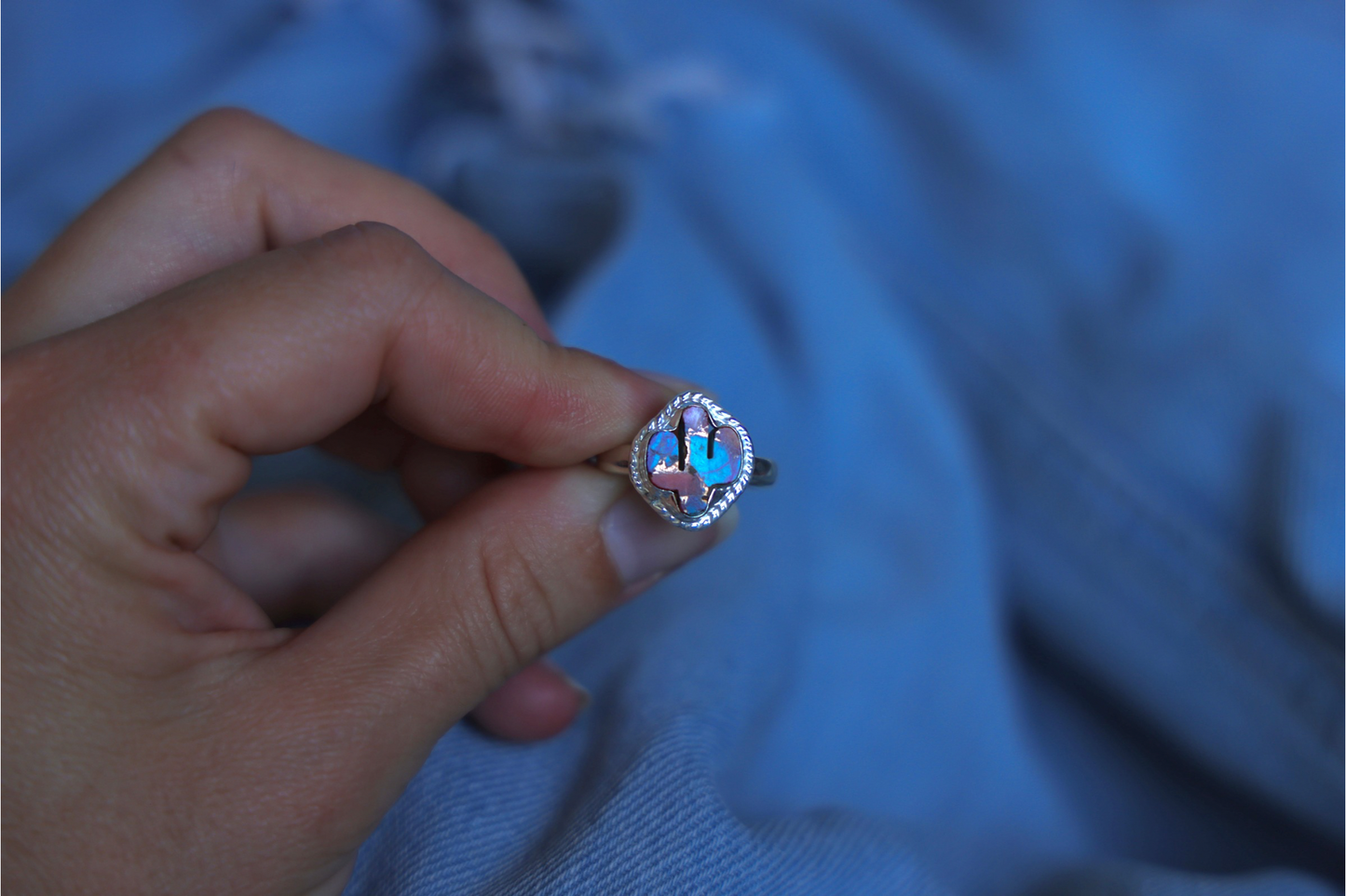 Sterling Silver Spiny Oyster Arizona Turquoise Cactus